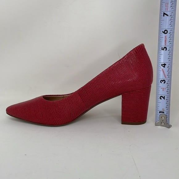 Corso Como Shoes Womens 7 Red Pumps Heels Pointed Toes Slip On - Picture 15 of 15